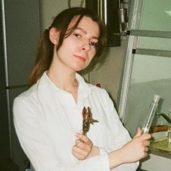 Фотография репетитора Мотузенко Кристина Сергеевна