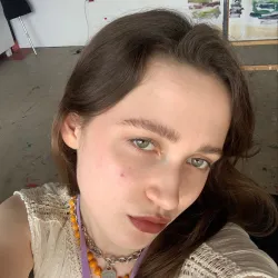 Фотография репетитора Бусарова Алеся Алексеевна