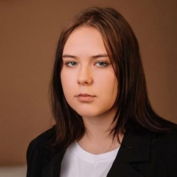 Фотография репетитора Полагаева Екатерина Евгеньевна