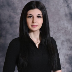 Фотография репетитора Абдуллаева Оксана Саидовна