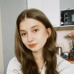 Фотография репетитора Ножина Полина Сергеевна