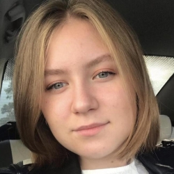Фотография репетитора Перова Арина Вадимовна