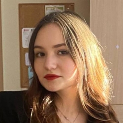 Фотография репетитора Каурова Карина Сергеевна