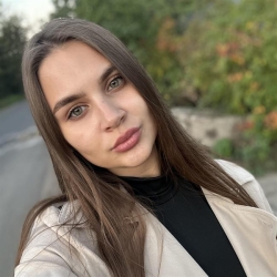 Фотография репетитора Попкова София Денисовна