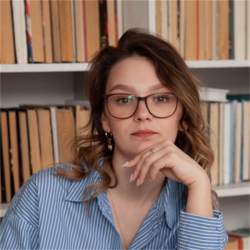 Фотография репетитора Ахаева Виктория Владимировна