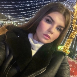 Фотография репетитора Кондрашова Алина Евгеньевна