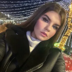 Фотография репетитора Кондрашова Алина Евгеньевна