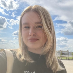 Фотография репетитора Антоненко Алина Александровна
