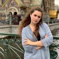 Фотография репетитора Кедрус Валерия Николаевна