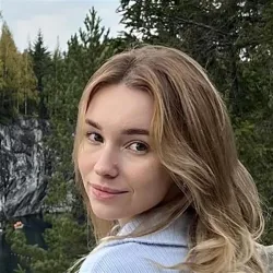 Фотография репетитора Наумова Марина Евгеньевна