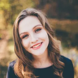 Фотография репетитора Белякова Людмила Станиславовна