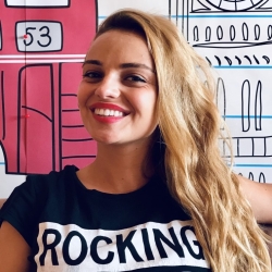 Фотография репетитора Бахова Яна Романовна