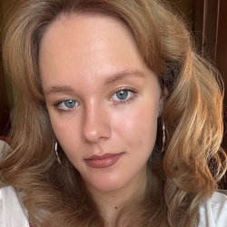 Фотография репетитора Ляпина Юлия Денисовна