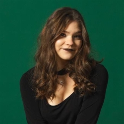 Фотография репетитора Ишмаева Валерия Сергеевна