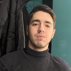 Фотография репетитора Саркисян Артем Каренович