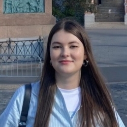 Фотография репетитора Васильева Александра Дмитриевна