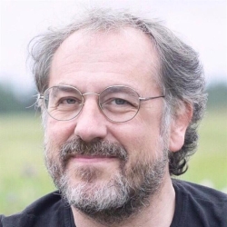 Фотография репетитора Инчауральде Бесга Карлос 