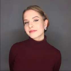 Фотография репетитора Кутовая Анна Николаевна