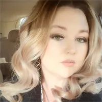 Фотография репетитора Безрукавова Юлия Петровна