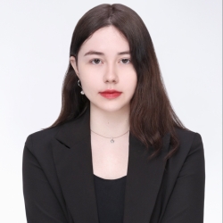 Фотография репетитора Тихонова Алиса Денисовна