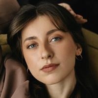 Фотография репетитора Абрамова Виолетта Олеговна