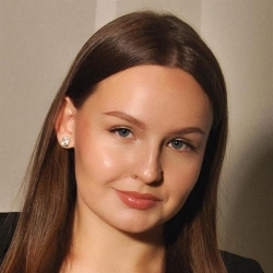 Фотография репетитора Нелюбова Майя Игоревна