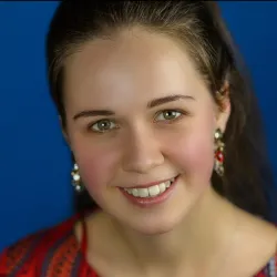 Фотография репетитора Богданова Ирина Олеговна