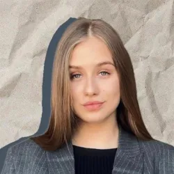 Фотография репетитора Медведева Алиса Николаевна