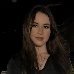 Фотография репетитора Искендерова Алия Халиловна