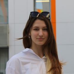 Фотография репетитора Мирошниченко Александра Игоревна