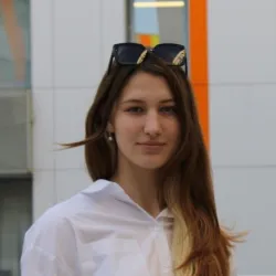 Фотография репетитора Мирошниченко Александра Игоревна