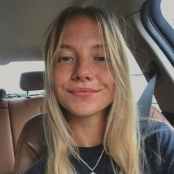 Фотография репетитора Конашкина Екатерина Андреевна