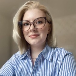 Фотография репетитора Амосова Юлиана Витальевна