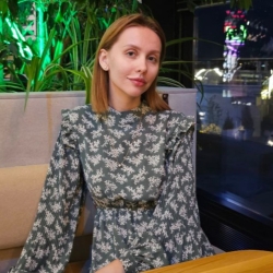 Фотография репетитора Россошанская Алина Александровна