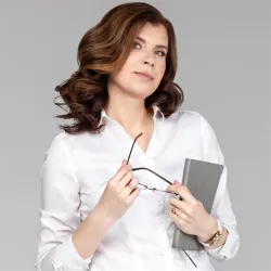 Фотография репетитора Конопацкая Елена Михайловна