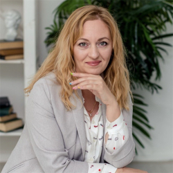 Фотография репетитора Гребнева Олеся Робертовна