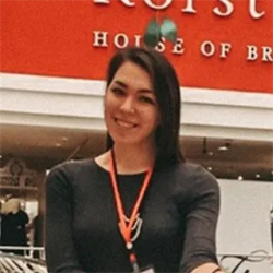 Фотография репетитора Иванова Алена Михайловна