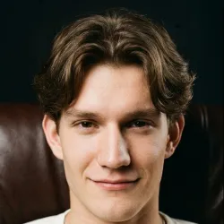 Фотография репетитора Пудов Максим Дмитриевич