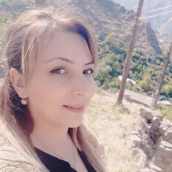 Фотография репетитора Карапетян Наира Суриковна