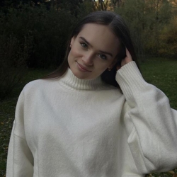 Фотография репетитора Рейх Арина Александровна