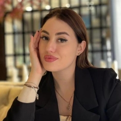 Фотография репетитора Острова Дарья Дмитриевна