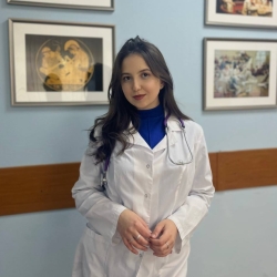 Фотография репетитора Мнацаканова Анна Артуровна