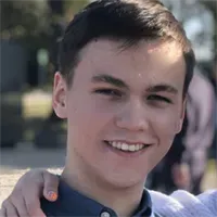 Фотография репетитора Качурин Артем Дмитриевич