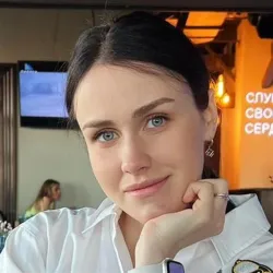 Фотография репетитора Махова Евгения Станиславовна