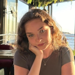 Фотография репетитора Дадыкина Анна Руслановна