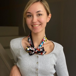 Фотография репетитора Андреева Марина Александровна