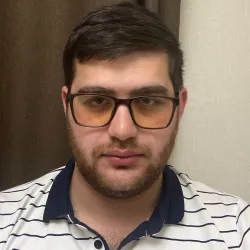 Фотография репетитора Хатамян Артур Арсенович