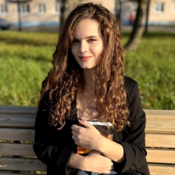 Фотография репетитора Кавалерова Алина Владимировна