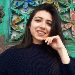 Фотография репетитора Насыбуллина Динара Равилевна