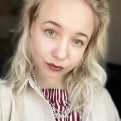 Фотография репетитора Зюкова Юлия Андреевна